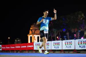 BIB: 1760
                            <button type="button" onclick="openModal(17169435)" class="btn btn-primary btn-sm float-right btn-popup" data-toggle="modal" data-target=".modal-high-quality">
                        <i class="fas fa-shopping-cart"></i> Add to Cart
                    </button>
                                            <button type="button" onclick="isThisMe(17169435, true)" class="btn btn-success btn-sm float-right btn-popup btn-isme hidden" data-toggle="tooltip" data-placement="bottom" title="นี่คือรูปของคุณใช่ไหม คลิกที่นี่เพื่อเอาเข้าอัลบั้ม">
                        <i class="fas fa-plus"></i> Add to album
                    </button>
                    <button type="button" onclick="isThisMe(17169435, false)" class="btn btn-warning btn-sm float-right btn-popup btn-isnotme hidden">
                        <i class="fas fa-ban"></i> Remove from album
                    </button>