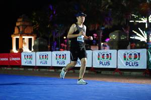 BIB: 432
                            <button type="button" onclick="openModal(17172298)" class="btn btn-primary btn-sm float-right btn-popup" data-toggle="modal" data-target=".modal-high-quality">
                        <i class="fas fa-shopping-cart"></i> Add to Cart
                    </button>
                                            <button type="button" onclick="isThisMe(17172298, true)" class="btn btn-success btn-sm float-right btn-popup btn-isme hidden" data-toggle="tooltip" data-placement="bottom" title="นี่คือรูปของคุณใช่ไหม คลิกที่นี่เพื่อเอาเข้าอัลบั้ม">
                        <i class="fas fa-plus"></i> Add to album
                    </button>
                    <button type="button" onclick="isThisMe(17172298, false)" class="btn btn-warning btn-sm float-right btn-popup btn-isnotme hidden">
                        <i class="fas fa-ban"></i> Remove from album
                    </button>