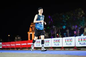 BIB: 405
                            <button type="button" onclick="openModal(17168094)" class="btn btn-primary btn-sm float-right btn-popup" data-toggle="modal" data-target=".modal-high-quality">
                        <i class="fas fa-shopping-cart"></i> Add to Cart
                    </button>
                                            <button type="button" onclick="isThisMe(17168094, true)" class="btn btn-success btn-sm float-right btn-popup btn-isme hidden" data-toggle="tooltip" data-placement="bottom" title="นี่คือรูปของคุณใช่ไหม คลิกที่นี่เพื่อเอาเข้าอัลบั้ม">
                        <i class="fas fa-plus"></i> Add to album
                    </button>
                    <button type="button" onclick="isThisMe(17168094, false)" class="btn btn-warning btn-sm float-right btn-popup btn-isnotme hidden">
                        <i class="fas fa-ban"></i> Remove from album
                    </button>