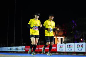 BIB: 375
                            <button type="button" onclick="openModal(17170016)" class="btn btn-primary btn-sm float-right btn-popup" data-toggle="modal" data-target=".modal-high-quality">
                        <i class="fas fa-shopping-cart"></i> Add to Cart
                    </button>
                                            <button type="button" onclick="isThisMe(17170016, true)" class="btn btn-success btn-sm float-right btn-popup btn-isme hidden" data-toggle="tooltip" data-placement="bottom" title="นี่คือรูปของคุณใช่ไหม คลิกที่นี่เพื่อเอาเข้าอัลบั้ม">
                        <i class="fas fa-plus"></i> Add to album
                    </button>
                    <button type="button" onclick="isThisMe(17170016, false)" class="btn btn-warning btn-sm float-right btn-popup btn-isnotme hidden">
                        <i class="fas fa-ban"></i> Remove from album
                    </button>