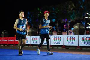 BIB: 41073
                            <button type="button" onclick="openModal(17169722)" class="btn btn-primary btn-sm float-right btn-popup" data-toggle="modal" data-target=".modal-high-quality">
                        <i class="fas fa-shopping-cart"></i> Add to Cart
                    </button>
                                            <button type="button" onclick="isThisMe(17169722, true)" class="btn btn-success btn-sm float-right btn-popup btn-isme hidden" data-toggle="tooltip" data-placement="bottom" title="นี่คือรูปของคุณใช่ไหม คลิกที่นี่เพื่อเอาเข้าอัลบั้ม">
                        <i class="fas fa-plus"></i> Add to album
                    </button>
                    <button type="button" onclick="isThisMe(17169722, false)" class="btn btn-warning btn-sm float-right btn-popup btn-isnotme hidden">
                        <i class="fas fa-ban"></i> Remove from album
                    </button>