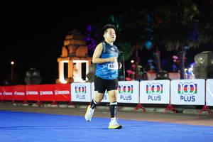 BIB: 430
                            <button type="button" onclick="openModal(17173480)" class="btn btn-primary btn-sm float-right btn-popup" data-toggle="modal" data-target=".modal-high-quality">
                        <i class="fas fa-shopping-cart"></i> Add to Cart
                    </button>
                                            <button type="button" onclick="isThisMe(17173480, true)" class="btn btn-success btn-sm float-right btn-popup btn-isme hidden" data-toggle="tooltip" data-placement="bottom" title="นี่คือรูปของคุณใช่ไหม คลิกที่นี่เพื่อเอาเข้าอัลบั้ม">
                        <i class="fas fa-plus"></i> Add to album
                    </button>
                    <button type="button" onclick="isThisMe(17173480, false)" class="btn btn-warning btn-sm float-right btn-popup btn-isnotme hidden">
                        <i class="fas fa-ban"></i> Remove from album
                    </button>