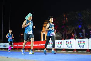 BIB: 411, 4453
                            <button type="button" onclick="openModal(17158526)" class="btn btn-primary btn-sm float-right btn-popup" data-toggle="modal" data-target=".modal-high-quality">
                        <i class="fas fa-shopping-cart"></i> Add to Cart
                    </button>
                                            <button type="button" onclick="isThisMe(17158526, true)" class="btn btn-success btn-sm float-right btn-popup btn-isme hidden" data-toggle="tooltip" data-placement="bottom" title="นี่คือรูปของคุณใช่ไหม คลิกที่นี่เพื่อเอาเข้าอัลบั้ม">
                        <i class="fas fa-plus"></i> Add to album
                    </button>
                    <button type="button" onclick="isThisMe(17158526, false)" class="btn btn-warning btn-sm float-right btn-popup btn-isnotme hidden">
                        <i class="fas fa-ban"></i> Remove from album
                    </button>