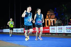 BIB: 430, 44585
                            <button type="button" onclick="openModal(17172820)" class="btn btn-primary btn-sm float-right btn-popup" data-toggle="modal" data-target=".modal-high-quality">
                        <i class="fas fa-shopping-cart"></i> Add to Cart
                    </button>
                                            <button type="button" onclick="isThisMe(17172820, true)" class="btn btn-success btn-sm float-right btn-popup btn-isme hidden" data-toggle="tooltip" data-placement="bottom" title="นี่คือรูปของคุณใช่ไหม คลิกที่นี่เพื่อเอาเข้าอัลบั้ม">
                        <i class="fas fa-plus"></i> Add to album
                    </button>
                    <button type="button" onclick="isThisMe(17172820, false)" class="btn btn-warning btn-sm float-right btn-popup btn-isnotme hidden">
                        <i class="fas fa-ban"></i> Remove from album
                    </button>