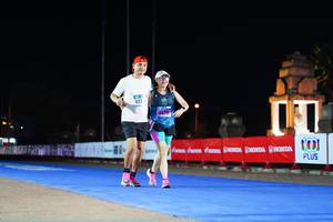 BIB: 422
                            <button type="button" onclick="openModal(17169841)" class="btn btn-primary btn-sm float-right btn-popup" data-toggle="modal" data-target=".modal-high-quality">
                        <i class="fas fa-shopping-cart"></i> Add to Cart
                    </button>
                                            <button type="button" onclick="isThisMe(17169841, true)" class="btn btn-success btn-sm float-right btn-popup btn-isme hidden" data-toggle="tooltip" data-placement="bottom" title="นี่คือรูปของคุณใช่ไหม คลิกที่นี่เพื่อเอาเข้าอัลบั้ม">
                        <i class="fas fa-plus"></i> Add to album
                    </button>
                    <button type="button" onclick="isThisMe(17169841, false)" class="btn btn-warning btn-sm float-right btn-popup btn-isnotme hidden">
                        <i class="fas fa-ban"></i> Remove from album
                    </button>