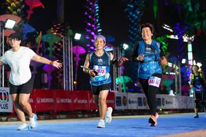 BIB: 1673, 447
                            <button type="button" onclick="openModal(17175200)" class="btn btn-primary btn-sm float-right btn-popup" data-toggle="modal" data-target=".modal-high-quality">
                        <i class="fas fa-shopping-cart"></i> Add to Cart
                    </button>
                                            <button type="button" onclick="isThisMe(17175200, true)" class="btn btn-success btn-sm float-right btn-popup btn-isme hidden" data-toggle="tooltip" data-placement="bottom" title="นี่คือรูปของคุณใช่ไหม คลิกที่นี่เพื่อเอาเข้าอัลบั้ม">
                        <i class="fas fa-plus"></i> Add to album
                    </button>
                    <button type="button" onclick="isThisMe(17175200, false)" class="btn btn-warning btn-sm float-right btn-popup btn-isnotme hidden">
                        <i class="fas fa-ban"></i> Remove from album
                    </button>