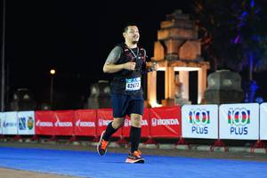 BIB: 42673
                            <button type="button" onclick="openModal(17176566)" class="btn btn-primary btn-sm float-right btn-popup" data-toggle="modal" data-target=".modal-high-quality">
                        <i class="fas fa-shopping-cart"></i> Add to Cart
                    </button>
                                            <button type="button" onclick="isThisMe(17176566, true)" class="btn btn-success btn-sm float-right btn-popup btn-isme hidden" data-toggle="tooltip" data-placement="bottom" title="นี่คือรูปของคุณใช่ไหม คลิกที่นี่เพื่อเอาเข้าอัลบั้ม">
                        <i class="fas fa-plus"></i> Add to album
                    </button>
                    <button type="button" onclick="isThisMe(17176566, false)" class="btn btn-warning btn-sm float-right btn-popup btn-isnotme hidden">
                        <i class="fas fa-ban"></i> Remove from album
                    </button>