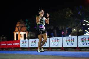 BIB: 44041, 101
                            <button type="button" onclick="openModal(17167424)" class="btn btn-primary btn-sm float-right btn-popup" data-toggle="modal" data-target=".modal-high-quality">
                        <i class="fas fa-shopping-cart"></i> Add to Cart
                    </button>
                                            <button type="button" onclick="isThisMe(17167424, true)" class="btn btn-success btn-sm float-right btn-popup btn-isme hidden" data-toggle="tooltip" data-placement="bottom" title="นี่คือรูปของคุณใช่ไหม คลิกที่นี่เพื่อเอาเข้าอัลบั้ม">
                        <i class="fas fa-plus"></i> Add to album
                    </button>
                    <button type="button" onclick="isThisMe(17167424, false)" class="btn btn-warning btn-sm float-right btn-popup btn-isnotme hidden">
                        <i class="fas fa-ban"></i> Remove from album
                    </button>