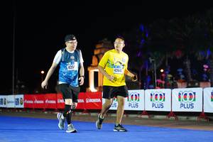 BIB: 425, 42646
                            <button type="button" onclick="openModal(17172758)" class="btn btn-primary btn-sm float-right btn-popup" data-toggle="modal" data-target=".modal-high-quality">
                        <i class="fas fa-shopping-cart"></i> Add to Cart
                    </button>
                                            <button type="button" onclick="isThisMe(17172758, true)" class="btn btn-success btn-sm float-right btn-popup btn-isme hidden" data-toggle="tooltip" data-placement="bottom" title="นี่คือรูปของคุณใช่ไหม คลิกที่นี่เพื่อเอาเข้าอัลบั้ม">
                        <i class="fas fa-plus"></i> Add to album
                    </button>
                    <button type="button" onclick="isThisMe(17172758, false)" class="btn btn-warning btn-sm float-right btn-popup btn-isnotme hidden">
                        <i class="fas fa-ban"></i> Remove from album
                    </button>