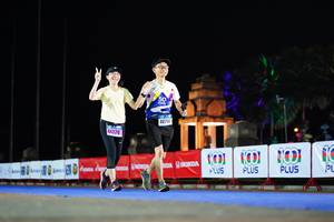 BIB: 4074, 44370
                            <button type="button" onclick="openModal(17171557)" class="btn btn-primary btn-sm float-right btn-popup" data-toggle="modal" data-target=".modal-high-quality">
                        <i class="fas fa-shopping-cart"></i> Add to Cart
                    </button>
                                            <button type="button" onclick="isThisMe(17171557, true)" class="btn btn-success btn-sm float-right btn-popup btn-isme hidden" data-toggle="tooltip" data-placement="bottom" title="นี่คือรูปของคุณใช่ไหม คลิกที่นี่เพื่อเอาเข้าอัลบั้ม">
                        <i class="fas fa-plus"></i> Add to album
                    </button>
                    <button type="button" onclick="isThisMe(17171557, false)" class="btn btn-warning btn-sm float-right btn-popup btn-isnotme hidden">
                        <i class="fas fa-ban"></i> Remove from album
                    </button>