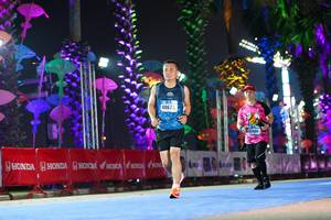 BIB: 40673
                            <button type="button" onclick="openModal(17174801)" class="btn btn-primary btn-sm float-right btn-popup" data-toggle="modal" data-target=".modal-high-quality">
                        <i class="fas fa-shopping-cart"></i> Add to Cart
                    </button>
                                            <button type="button" onclick="isThisMe(17174801, true)" class="btn btn-success btn-sm float-right btn-popup btn-isme hidden" data-toggle="tooltip" data-placement="bottom" title="นี่คือรูปของคุณใช่ไหม คลิกที่นี่เพื่อเอาเข้าอัลบั้ม">
                        <i class="fas fa-plus"></i> Add to album
                    </button>
                    <button type="button" onclick="isThisMe(17174801, false)" class="btn btn-warning btn-sm float-right btn-popup btn-isnotme hidden">
                        <i class="fas fa-ban"></i> Remove from album
                    </button>