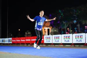 BIB: 42912
                            <button type="button" onclick="openModal(17171369)" class="btn btn-primary btn-sm float-right btn-popup" data-toggle="modal" data-target=".modal-high-quality">
                        <i class="fas fa-shopping-cart"></i> Add to Cart
                    </button>
                                            <button type="button" onclick="isThisMe(17171369, true)" class="btn btn-success btn-sm float-right btn-popup btn-isme hidden" data-toggle="tooltip" data-placement="bottom" title="นี่คือรูปของคุณใช่ไหม คลิกที่นี่เพื่อเอาเข้าอัลบั้ม">
                        <i class="fas fa-plus"></i> Add to album
                    </button>
                    <button type="button" onclick="isThisMe(17171369, false)" class="btn btn-warning btn-sm float-right btn-popup btn-isnotme hidden">
                        <i class="fas fa-ban"></i> Remove from album
                    </button>