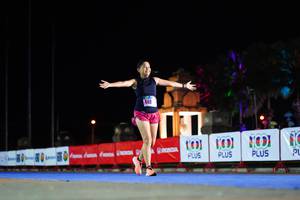 BIB: 140
                            <button type="button" onclick="openModal(17168039)" class="btn btn-primary btn-sm float-right btn-popup" data-toggle="modal" data-target=".modal-high-quality">
                        <i class="fas fa-shopping-cart"></i> Add to Cart
                    </button>
                                            <button type="button" onclick="isThisMe(17168039, true)" class="btn btn-success btn-sm float-right btn-popup btn-isme hidden" data-toggle="tooltip" data-placement="bottom" title="นี่คือรูปของคุณใช่ไหม คลิกที่นี่เพื่อเอาเข้าอัลบั้ม">
                        <i class="fas fa-plus"></i> Add to album
                    </button>
                    <button type="button" onclick="isThisMe(17168039, false)" class="btn btn-warning btn-sm float-right btn-popup btn-isnotme hidden">
                        <i class="fas fa-ban"></i> Remove from album
                    </button>