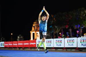 BIB: 42599
                            <button type="button" onclick="openModal(17171289)" class="btn btn-primary btn-sm float-right btn-popup" data-toggle="modal" data-target=".modal-high-quality">
                        <i class="fas fa-shopping-cart"></i> Add to Cart
                    </button>
                                            <button type="button" onclick="isThisMe(17171289, true)" class="btn btn-success btn-sm float-right btn-popup btn-isme hidden" data-toggle="tooltip" data-placement="bottom" title="นี่คือรูปของคุณใช่ไหม คลิกที่นี่เพื่อเอาเข้าอัลบั้ม">
                        <i class="fas fa-plus"></i> Add to album
                    </button>
                    <button type="button" onclick="isThisMe(17171289, false)" class="btn btn-warning btn-sm float-right btn-popup btn-isnotme hidden">
                        <i class="fas fa-ban"></i> Remove from album
                    </button>