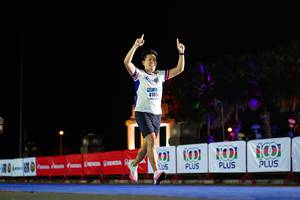 BIB: 4185
                            <button type="button" onclick="openModal(17169276)" class="btn btn-primary btn-sm float-right btn-popup" data-toggle="modal" data-target=".modal-high-quality">
                        <i class="fas fa-shopping-cart"></i> Add to Cart
                    </button>
                                            <button type="button" onclick="isThisMe(17169276, true)" class="btn btn-success btn-sm float-right btn-popup btn-isme hidden" data-toggle="tooltip" data-placement="bottom" title="นี่คือรูปของคุณใช่ไหม คลิกที่นี่เพื่อเอาเข้าอัลบั้ม">
                        <i class="fas fa-plus"></i> Add to album
                    </button>
                    <button type="button" onclick="isThisMe(17169276, false)" class="btn btn-warning btn-sm float-right btn-popup btn-isnotme hidden">
                        <i class="fas fa-ban"></i> Remove from album
                    </button>