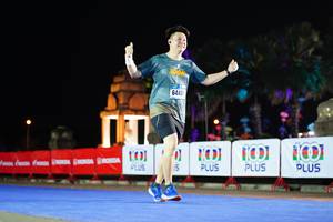 BIB: 6446
                            <button type="button" onclick="openModal(17171462)" class="btn btn-primary btn-sm float-right btn-popup" data-toggle="modal" data-target=".modal-high-quality">
                        <i class="fas fa-shopping-cart"></i> Add to Cart
                    </button>
                                            <button type="button" onclick="isThisMe(17171462, true)" class="btn btn-success btn-sm float-right btn-popup btn-isme hidden" data-toggle="tooltip" data-placement="bottom" title="นี่คือรูปของคุณใช่ไหม คลิกที่นี่เพื่อเอาเข้าอัลบั้ม">
                        <i class="fas fa-plus"></i> Add to album
                    </button>
                    <button type="button" onclick="isThisMe(17171462, false)" class="btn btn-warning btn-sm float-right btn-popup btn-isnotme hidden">
                        <i class="fas fa-ban"></i> Remove from album
                    </button>