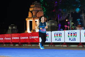 BIB: 44439
                            <button type="button" onclick="openModal(17176272)" class="btn btn-primary btn-sm float-right btn-popup" data-toggle="modal" data-target=".modal-high-quality">
                        <i class="fas fa-shopping-cart"></i> Add to Cart
                    </button>
                                            <button type="button" onclick="isThisMe(17176272, true)" class="btn btn-success btn-sm float-right btn-popup btn-isme hidden" data-toggle="tooltip" data-placement="bottom" title="นี่คือรูปของคุณใช่ไหม คลิกที่นี่เพื่อเอาเข้าอัลบั้ม">
                        <i class="fas fa-plus"></i> Add to album
                    </button>
                    <button type="button" onclick="isThisMe(17176272, false)" class="btn btn-warning btn-sm float-right btn-popup btn-isnotme hidden">
                        <i class="fas fa-ban"></i> Remove from album
                    </button>