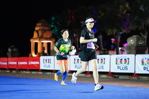 BIB: 447
                            <button type="button" onclick="openModal(17172694)" class="btn btn-primary btn-sm float-right btn-popup" data-toggle="modal" data-target=".modal-high-quality">
                        <i class="fas fa-shopping-cart"></i> Add to Cart
                    </button>
                                            <button type="button" onclick="isThisMe(17172694, true)" class="btn btn-success btn-sm float-right btn-popup btn-isme hidden" data-toggle="tooltip" data-placement="bottom" title="นี่คือรูปของคุณใช่ไหม คลิกที่นี่เพื่อเอาเข้าอัลบั้ม">
                        <i class="fas fa-plus"></i> Add to album
                    </button>
                    <button type="button" onclick="isThisMe(17172694, false)" class="btn btn-warning btn-sm float-right btn-popup btn-isnotme hidden">
                        <i class="fas fa-ban"></i> Remove from album
                    </button>