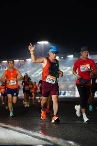 BIB: 214, 22256, 060
                            <button type="button" onclick="openModal(16092297)" class="btn btn-primary btn-sm float-right btn-popup" data-toggle="modal" data-target=".modal-high-quality">
                        <i class="fas fa-shopping-cart"></i> Add to Cart
                    </button>
                                            <button type="button" onclick="isThisMe(16092297, true)" class="btn btn-success btn-sm float-right btn-popup btn-isme hidden" data-toggle="tooltip" data-placement="bottom" title="นี่คือรูปของคุณใช่ไหม คลิกที่นี่เพื่อเอาเข้าอัลบั้ม">
                        <i class="fas fa-plus"></i> Add to album
                    </button>
                    <button type="button" onclick="isThisMe(16092297, false)" class="btn btn-warning btn-sm float-right btn-popup btn-isnotme hidden">
                        <i class="fas fa-ban"></i> Remove from album
                    </button>