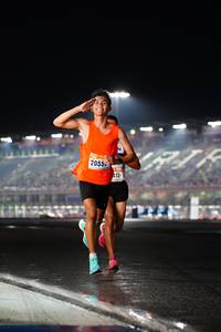 BIB: 2055
                            <button type="button" onclick="openModal(16085396)" class="btn btn-primary btn-sm float-right btn-popup" data-toggle="modal" data-target=".modal-high-quality">
                        <i class="fas fa-shopping-cart"></i> Add to Cart
                    </button>
                                            <button type="button" onclick="isThisMe(16085396, true)" class="btn btn-success btn-sm float-right btn-popup btn-isme hidden" data-toggle="tooltip" data-placement="bottom" title="นี่คือรูปของคุณใช่ไหม คลิกที่นี่เพื่อเอาเข้าอัลบั้ม">
                        <i class="fas fa-plus"></i> Add to album
                    </button>
                    <button type="button" onclick="isThisMe(16085396, false)" class="btn btn-warning btn-sm float-right btn-popup btn-isnotme hidden">
                        <i class="fas fa-ban"></i> Remove from album
                    </button>