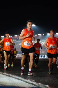 BIB: 20456, 20299, 077
                            <button type="button" onclick="openModal(16096592)" class="btn btn-primary btn-sm float-right btn-popup" data-toggle="modal" data-target=".modal-high-quality">
                        <i class="fas fa-shopping-cart"></i> Add to Cart
                    </button>
                                            <button type="button" onclick="isThisMe(16096592, true)" class="btn btn-success btn-sm float-right btn-popup btn-isme hidden" data-toggle="tooltip" data-placement="bottom" title="นี่คือรูปของคุณใช่ไหม คลิกที่นี่เพื่อเอาเข้าอัลบั้ม">
                        <i class="fas fa-plus"></i> Add to album
                    </button>
                    <button type="button" onclick="isThisMe(16096592, false)" class="btn btn-warning btn-sm float-right btn-popup btn-isnotme hidden">
                        <i class="fas fa-ban"></i> Remove from album
                    </button>