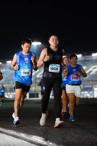 BIB: 10636, 11049, 13422
                            <button type="button" onclick="openModal(16136600)" class="btn btn-primary btn-sm float-right btn-popup" data-toggle="modal" data-target=".modal-high-quality">
                        <i class="fas fa-shopping-cart"></i> Add to Cart
                    </button>
                                            <button type="button" onclick="isThisMe(16136600, true)" class="btn btn-success btn-sm float-right btn-popup btn-isme hidden" data-toggle="tooltip" data-placement="bottom" title="นี่คือรูปของคุณใช่ไหม คลิกที่นี่เพื่อเอาเข้าอัลบั้ม">
                        <i class="fas fa-plus"></i> Add to album
                    </button>
                    <button type="button" onclick="isThisMe(16136600, false)" class="btn btn-warning btn-sm float-right btn-popup btn-isnotme hidden">
                        <i class="fas fa-ban"></i> Remove from album
                    </button>