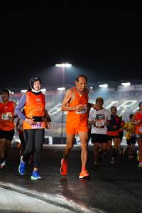 BIB: 231
                            <button type="button" onclick="openModal(16092468)" class="btn btn-primary btn-sm float-right btn-popup" data-toggle="modal" data-target=".modal-high-quality">
                        <i class="fas fa-shopping-cart"></i> Add to Cart
                    </button>
                                            <button type="button" onclick="isThisMe(16092468, true)" class="btn btn-success btn-sm float-right btn-popup btn-isme hidden" data-toggle="tooltip" data-placement="bottom" title="นี่คือรูปของคุณใช่ไหม คลิกที่นี่เพื่อเอาเข้าอัลบั้ม">
                        <i class="fas fa-plus"></i> Add to album
                    </button>
                    <button type="button" onclick="isThisMe(16092468, false)" class="btn btn-warning btn-sm float-right btn-popup btn-isnotme hidden">
                        <i class="fas fa-ban"></i> Remove from album
                    </button>