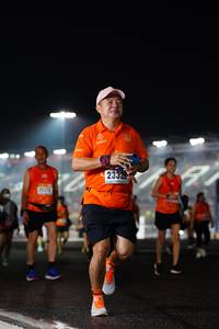 BIB: 23326
                            <button type="button" onclick="openModal(16119807)" class="btn btn-primary btn-sm float-right btn-popup" data-toggle="modal" data-target=".modal-high-quality">
                        <i class="fas fa-shopping-cart"></i> Add to Cart
                    </button>
                                            <button type="button" onclick="isThisMe(16119807, true)" class="btn btn-success btn-sm float-right btn-popup btn-isme hidden" data-toggle="tooltip" data-placement="bottom" title="นี่คือรูปของคุณใช่ไหม คลิกที่นี่เพื่อเอาเข้าอัลบั้ม">
                        <i class="fas fa-plus"></i> Add to album
                    </button>
                    <button type="button" onclick="isThisMe(16119807, false)" class="btn btn-warning btn-sm float-right btn-popup btn-isnotme hidden">
                        <i class="fas fa-ban"></i> Remove from album
                    </button>