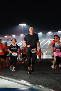 BIB: 010, 2436, 26335, 21040
                            <button type="button" onclick="openModal(16117105)" class="btn btn-primary btn-sm float-right btn-popup" data-toggle="modal" data-target=".modal-high-quality">
                        <i class="fas fa-shopping-cart"></i> Add to Cart
                    </button>
                                            <button type="button" onclick="isThisMe(16117105, true)" class="btn btn-success btn-sm float-right btn-popup btn-isme hidden" data-toggle="tooltip" data-placement="bottom" title="นี่คือรูปของคุณใช่ไหม คลิกที่นี่เพื่อเอาเข้าอัลบั้ม">
                        <i class="fas fa-plus"></i> Add to album
                    </button>
                    <button type="button" onclick="isThisMe(16117105, false)" class="btn btn-warning btn-sm float-right btn-popup btn-isnotme hidden">
                        <i class="fas fa-ban"></i> Remove from album
                    </button>