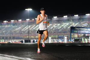 BIB: 6220
                            <button type="button" onclick="openModal(16083890)" class="btn btn-primary btn-sm float-right btn-popup" data-toggle="modal" data-target=".modal-high-quality">
                        <i class="fas fa-shopping-cart"></i> Add to Cart
                    </button>
                                            <button type="button" onclick="isThisMe(16083890, true)" class="btn btn-success btn-sm float-right btn-popup btn-isme hidden" data-toggle="tooltip" data-placement="bottom" title="นี่คือรูปของคุณใช่ไหม คลิกที่นี่เพื่อเอาเข้าอัลบั้ม">
                        <i class="fas fa-plus"></i> Add to album
                    </button>
                    <button type="button" onclick="isThisMe(16083890, false)" class="btn btn-warning btn-sm float-right btn-popup btn-isnotme hidden">
                        <i class="fas fa-ban"></i> Remove from album
                    </button>