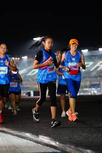 BIB: 0983, 128, 13106
                            <button type="button" onclick="openModal(16134428)" class="btn btn-primary btn-sm float-right btn-popup" data-toggle="modal" data-target=".modal-high-quality">
                        <i class="fas fa-shopping-cart"></i> Add to Cart
                    </button>
                                            <button type="button" onclick="isThisMe(16134428, true)" class="btn btn-success btn-sm float-right btn-popup btn-isme hidden" data-toggle="tooltip" data-placement="bottom" title="นี่คือรูปของคุณใช่ไหม คลิกที่นี่เพื่อเอาเข้าอัลบั้ม">
                        <i class="fas fa-plus"></i> Add to album
                    </button>
                    <button type="button" onclick="isThisMe(16134428, false)" class="btn btn-warning btn-sm float-right btn-popup btn-isnotme hidden">
                        <i class="fas fa-ban"></i> Remove from album
                    </button>