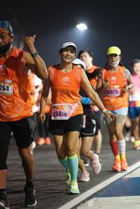 BIB: 264, 26075
                            <button type="button" onclick="openModal(16129294)" class="btn btn-primary btn-sm float-right btn-popup" data-toggle="modal" data-target=".modal-high-quality">
                        <i class="fas fa-shopping-cart"></i> Add to Cart
                    </button>
                                            <button type="button" onclick="isThisMe(16129294, true)" class="btn btn-success btn-sm float-right btn-popup btn-isme hidden" data-toggle="tooltip" data-placement="bottom" title="นี่คือรูปของคุณใช่ไหม คลิกที่นี่เพื่อเอาเข้าอัลบั้ม">
                        <i class="fas fa-plus"></i> Add to album
                    </button>
                    <button type="button" onclick="isThisMe(16129294, false)" class="btn btn-warning btn-sm float-right btn-popup btn-isnotme hidden">
                        <i class="fas fa-ban"></i> Remove from album
                    </button>