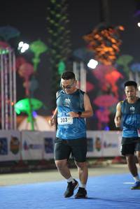 BIB: 303
                            <button type="button" onclick="openModal(16406904)" class="btn btn-primary btn-sm float-right btn-popup" data-toggle="modal" data-target=".modal-high-quality">
                        <i class="fas fa-shopping-cart"></i> Add to Cart
                    </button>
                                            <button type="button" onclick="isThisMe(16406904, true)" class="btn btn-success btn-sm float-right btn-popup btn-isme hidden" data-toggle="tooltip" data-placement="bottom" title="นี่คือรูปของคุณใช่ไหม คลิกที่นี่เพื่อเอาเข้าอัลบั้ม">
                        <i class="fas fa-plus"></i> Add to album
                    </button>
                    <button type="button" onclick="isThisMe(16406904, false)" class="btn btn-warning btn-sm float-right btn-popup btn-isnotme hidden">
                        <i class="fas fa-ban"></i> Remove from album
                    </button>