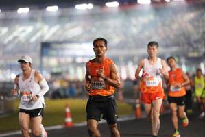 BIB: 0450, 3586
                            <button type="button" onclick="openModal(16096959)" class="btn btn-primary btn-sm float-right btn-popup" data-toggle="modal" data-target=".modal-high-quality">
                        <i class="fas fa-shopping-cart"></i> Add to Cart
                    </button>
                                            <button type="button" onclick="isThisMe(16096959, true)" class="btn btn-success btn-sm float-right btn-popup btn-isme hidden" data-toggle="tooltip" data-placement="bottom" title="นี่คือรูปของคุณใช่ไหม คลิกที่นี่เพื่อเอาเข้าอัลบั้ม">
                        <i class="fas fa-plus"></i> Add to album
                    </button>
                    <button type="button" onclick="isThisMe(16096959, false)" class="btn btn-warning btn-sm float-right btn-popup btn-isnotme hidden">
                        <i class="fas fa-ban"></i> Remove from album
                    </button>