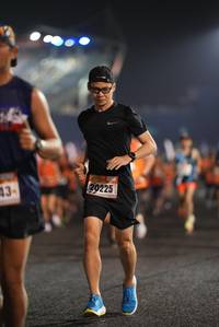 BIB: 20225
                            <button type="button" onclick="openModal(16103412)" class="btn btn-primary btn-sm float-right btn-popup" data-toggle="modal" data-target=".modal-high-quality">
                        <i class="fas fa-shopping-cart"></i> Add to Cart
                    </button>
                                            <button type="button" onclick="isThisMe(16103412, true)" class="btn btn-success btn-sm float-right btn-popup btn-isme hidden" data-toggle="tooltip" data-placement="bottom" title="นี่คือรูปของคุณใช่ไหม คลิกที่นี่เพื่อเอาเข้าอัลบั้ม">
                        <i class="fas fa-plus"></i> Add to album
                    </button>
                    <button type="button" onclick="isThisMe(16103412, false)" class="btn btn-warning btn-sm float-right btn-popup btn-isnotme hidden">
                        <i class="fas fa-ban"></i> Remove from album
                    </button>