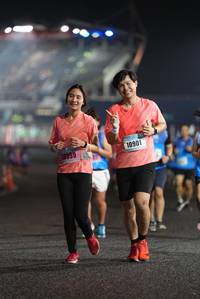 BIB: 13359, 10901
                            <button type="button" onclick="openModal(16185321)" class="btn btn-primary btn-sm float-right btn-popup" data-toggle="modal" data-target=".modal-high-quality">
                        <i class="fas fa-shopping-cart"></i> Add to Cart
                    </button>
                                            <button type="button" onclick="isThisMe(16185321, true)" class="btn btn-success btn-sm float-right btn-popup btn-isme hidden" data-toggle="tooltip" data-placement="bottom" title="นี่คือรูปของคุณใช่ไหม คลิกที่นี่เพื่อเอาเข้าอัลบั้ม">
                        <i class="fas fa-plus"></i> Add to album
                    </button>
                    <button type="button" onclick="isThisMe(16185321, false)" class="btn btn-warning btn-sm float-right btn-popup btn-isnotme hidden">
                        <i class="fas fa-ban"></i> Remove from album
                    </button>