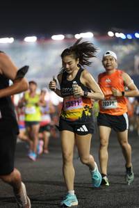 BIB: 25571, 20275
                            <button type="button" onclick="openModal(16098821)" class="btn btn-primary btn-sm float-right btn-popup" data-toggle="modal" data-target=".modal-high-quality">
                        <i class="fas fa-shopping-cart"></i> Add to Cart
                    </button>
                                            <button type="button" onclick="isThisMe(16098821, true)" class="btn btn-success btn-sm float-right btn-popup btn-isme hidden" data-toggle="tooltip" data-placement="bottom" title="นี่คือรูปของคุณใช่ไหม คลิกที่นี่เพื่อเอาเข้าอัลบั้ม">
                        <i class="fas fa-plus"></i> Add to album
                    </button>
                    <button type="button" onclick="isThisMe(16098821, false)" class="btn btn-warning btn-sm float-right btn-popup btn-isnotme hidden">
                        <i class="fas fa-ban"></i> Remove from album
                    </button>