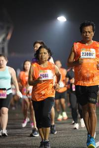 BIB: 23888, 2668, 045
                            <button type="button" onclick="openModal(16135283)" class="btn btn-primary btn-sm float-right btn-popup" data-toggle="modal" data-target=".modal-high-quality">
                        <i class="fas fa-shopping-cart"></i> Add to Cart
                    </button>
                                            <button type="button" onclick="isThisMe(16135283, true)" class="btn btn-success btn-sm float-right btn-popup btn-isme hidden" data-toggle="tooltip" data-placement="bottom" title="นี่คือรูปของคุณใช่ไหม คลิกที่นี่เพื่อเอาเข้าอัลบั้ม">
                        <i class="fas fa-plus"></i> Add to album
                    </button>
                    <button type="button" onclick="isThisMe(16135283, false)" class="btn btn-warning btn-sm float-right btn-popup btn-isnotme hidden">
                        <i class="fas fa-ban"></i> Remove from album
                    </button>