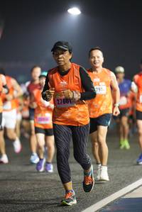 BIB: 291, 27601
                            <button type="button" onclick="openModal(16107982)" class="btn btn-primary btn-sm float-right btn-popup" data-toggle="modal" data-target=".modal-high-quality">
                        <i class="fas fa-shopping-cart"></i> Add to Cart
                    </button>
                                            <button type="button" onclick="isThisMe(16107982, true)" class="btn btn-success btn-sm float-right btn-popup btn-isme hidden" data-toggle="tooltip" data-placement="bottom" title="นี่คือรูปของคุณใช่ไหม คลิกที่นี่เพื่อเอาเข้าอัลบั้ม">
                        <i class="fas fa-plus"></i> Add to album
                    </button>
                    <button type="button" onclick="isThisMe(16107982, false)" class="btn btn-warning btn-sm float-right btn-popup btn-isnotme hidden">
                        <i class="fas fa-ban"></i> Remove from album
                    </button>