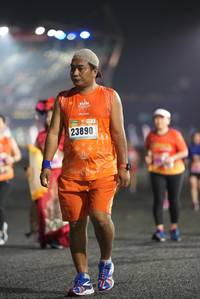 BIB: 23890
                            <button type="button" onclick="openModal(16171032)" class="btn btn-primary btn-sm float-right btn-popup" data-toggle="modal" data-target=".modal-high-quality">
                        <i class="fas fa-shopping-cart"></i> Add to Cart
                    </button>
                                            <button type="button" onclick="isThisMe(16171032, true)" class="btn btn-success btn-sm float-right btn-popup btn-isme hidden" data-toggle="tooltip" data-placement="bottom" title="นี่คือรูปของคุณใช่ไหม คลิกที่นี่เพื่อเอาเข้าอัลบั้ม">
                        <i class="fas fa-plus"></i> Add to album
                    </button>
                    <button type="button" onclick="isThisMe(16171032, false)" class="btn btn-warning btn-sm float-right btn-popup btn-isnotme hidden">
                        <i class="fas fa-ban"></i> Remove from album
                    </button>