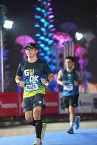 BIB: 40320
                            <button type="button" onclick="openModal(16401602)" class="btn btn-primary btn-sm float-right btn-popup" data-toggle="modal" data-target=".modal-high-quality">
                        <i class="fas fa-shopping-cart"></i> Add to Cart
                    </button>
                                            <button type="button" onclick="isThisMe(16401602, true)" class="btn btn-success btn-sm float-right btn-popup btn-isme hidden" data-toggle="tooltip" data-placement="bottom" title="นี่คือรูปของคุณใช่ไหม คลิกที่นี่เพื่อเอาเข้าอัลบั้ม">
                        <i class="fas fa-plus"></i> Add to album
                    </button>
                    <button type="button" onclick="isThisMe(16401602, false)" class="btn btn-warning btn-sm float-right btn-popup btn-isnotme hidden">
                        <i class="fas fa-ban"></i> Remove from album
                    </button>