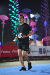 BIB: 4318
                            <button type="button" onclick="openModal(16393829)" class="btn btn-primary btn-sm float-right btn-popup" data-toggle="modal" data-target=".modal-high-quality">
                        <i class="fas fa-shopping-cart"></i> Add to Cart
                    </button>
                                            <button type="button" onclick="isThisMe(16393829, true)" class="btn btn-success btn-sm float-right btn-popup btn-isme hidden" data-toggle="tooltip" data-placement="bottom" title="นี่คือรูปของคุณใช่ไหม คลิกที่นี่เพื่อเอาเข้าอัลบั้ม">
                        <i class="fas fa-plus"></i> Add to album
                    </button>
                    <button type="button" onclick="isThisMe(16393829, false)" class="btn btn-warning btn-sm float-right btn-popup btn-isnotme hidden">
                        <i class="fas fa-ban"></i> Remove from album
                    </button>