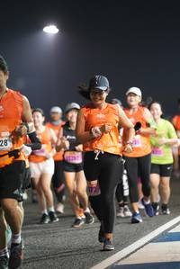 BIB: 172
                            <button type="button" onclick="openModal(16132933)" class="btn btn-primary btn-sm float-right btn-popup" data-toggle="modal" data-target=".modal-high-quality">
                        <i class="fas fa-shopping-cart"></i> Add to Cart
                    </button>
                                            <button type="button" onclick="isThisMe(16132933, true)" class="btn btn-success btn-sm float-right btn-popup btn-isme hidden" data-toggle="tooltip" data-placement="bottom" title="นี่คือรูปของคุณใช่ไหม คลิกที่นี่เพื่อเอาเข้าอัลบั้ม">
                        <i class="fas fa-plus"></i> Add to album
                    </button>
                    <button type="button" onclick="isThisMe(16132933, false)" class="btn btn-warning btn-sm float-right btn-popup btn-isnotme hidden">
                        <i class="fas fa-ban"></i> Remove from album
                    </button>