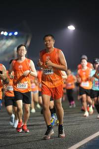 BIB: 23590, 23413
                            <button type="button" onclick="openModal(16129718)" class="btn btn-primary btn-sm float-right btn-popup" data-toggle="modal" data-target=".modal-high-quality">
                        <i class="fas fa-shopping-cart"></i> Add to Cart
                    </button>
                                            <button type="button" onclick="isThisMe(16129718, true)" class="btn btn-success btn-sm float-right btn-popup btn-isme hidden" data-toggle="tooltip" data-placement="bottom" title="นี่คือรูปของคุณใช่ไหม คลิกที่นี่เพื่อเอาเข้าอัลบั้ม">
                        <i class="fas fa-plus"></i> Add to album
                    </button>
                    <button type="button" onclick="isThisMe(16129718, false)" class="btn btn-warning btn-sm float-right btn-popup btn-isnotme hidden">
                        <i class="fas fa-ban"></i> Remove from album
                    </button>