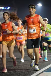 BIB: 2565, 23748
                            <button type="button" onclick="openModal(16130692)" class="btn btn-primary btn-sm float-right btn-popup" data-toggle="modal" data-target=".modal-high-quality">
                        <i class="fas fa-shopping-cart"></i> Add to Cart
                    </button>
                                            <button type="button" onclick="isThisMe(16130692, true)" class="btn btn-success btn-sm float-right btn-popup btn-isme hidden" data-toggle="tooltip" data-placement="bottom" title="นี่คือรูปของคุณใช่ไหม คลิกที่นี่เพื่อเอาเข้าอัลบั้ม">
                        <i class="fas fa-plus"></i> Add to album
                    </button>
                    <button type="button" onclick="isThisMe(16130692, false)" class="btn btn-warning btn-sm float-right btn-popup btn-isnotme hidden">
                        <i class="fas fa-ban"></i> Remove from album
                    </button>