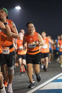 BIB: 20100, 3962
                            <button type="button" onclick="openModal(16133474)" class="btn btn-primary btn-sm float-right btn-popup" data-toggle="modal" data-target=".modal-high-quality">
                        <i class="fas fa-shopping-cart"></i> Add to Cart
                    </button>
                                            <button type="button" onclick="isThisMe(16133474, true)" class="btn btn-success btn-sm float-right btn-popup btn-isme hidden" data-toggle="tooltip" data-placement="bottom" title="นี่คือรูปของคุณใช่ไหม คลิกที่นี่เพื่อเอาเข้าอัลบั้ม">
                        <i class="fas fa-plus"></i> Add to album
                    </button>
                    <button type="button" onclick="isThisMe(16133474, false)" class="btn btn-warning btn-sm float-right btn-popup btn-isnotme hidden">
                        <i class="fas fa-ban"></i> Remove from album
                    </button>