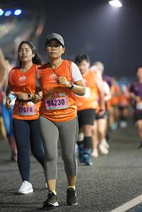 BIB: 94230, 27674
                            <button type="button" onclick="openModal(16137772)" class="btn btn-primary btn-sm float-right btn-popup" data-toggle="modal" data-target=".modal-high-quality">
                        <i class="fas fa-shopping-cart"></i> Add to Cart
                    </button>
                                            <button type="button" onclick="isThisMe(16137772, true)" class="btn btn-success btn-sm float-right btn-popup btn-isme hidden" data-toggle="tooltip" data-placement="bottom" title="นี่คือรูปของคุณใช่ไหม คลิกที่นี่เพื่อเอาเข้าอัลบั้ม">
                        <i class="fas fa-plus"></i> Add to album
                    </button>
                    <button type="button" onclick="isThisMe(16137772, false)" class="btn btn-warning btn-sm float-right btn-popup btn-isnotme hidden">
                        <i class="fas fa-ban"></i> Remove from album
                    </button>