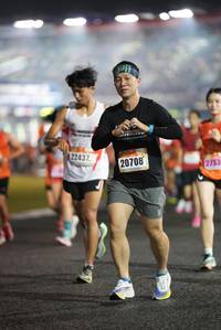 BIB: 22437, 20708, 2753
                            <button type="button" onclick="openModal(16101721)" class="btn btn-primary btn-sm float-right btn-popup" data-toggle="modal" data-target=".modal-high-quality">
                        <i class="fas fa-shopping-cart"></i> Add to Cart
                    </button>
                                            <button type="button" onclick="isThisMe(16101721, true)" class="btn btn-success btn-sm float-right btn-popup btn-isme hidden" data-toggle="tooltip" data-placement="bottom" title="นี่คือรูปของคุณใช่ไหม คลิกที่นี่เพื่อเอาเข้าอัลบั้ม">
                        <i class="fas fa-plus"></i> Add to album
                    </button>
                    <button type="button" onclick="isThisMe(16101721, false)" class="btn btn-warning btn-sm float-right btn-popup btn-isnotme hidden">
                        <i class="fas fa-ban"></i> Remove from album
                    </button>