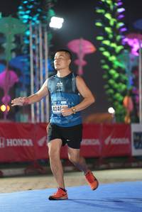 BIB: 424
                            <button type="button" onclick="openModal(16405482)" class="btn btn-primary btn-sm float-right btn-popup" data-toggle="modal" data-target=".modal-high-quality">
                        <i class="fas fa-shopping-cart"></i> Add to Cart
                    </button>
                                            <button type="button" onclick="isThisMe(16405482, true)" class="btn btn-success btn-sm float-right btn-popup btn-isme hidden" data-toggle="tooltip" data-placement="bottom" title="นี่คือรูปของคุณใช่ไหม คลิกที่นี่เพื่อเอาเข้าอัลบั้ม">
                        <i class="fas fa-plus"></i> Add to album
                    </button>
                    <button type="button" onclick="isThisMe(16405482, false)" class="btn btn-warning btn-sm float-right btn-popup btn-isnotme hidden">
                        <i class="fas fa-ban"></i> Remove from album
                    </button>