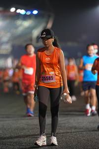 BIB: 25585
                            <button type="button" onclick="openModal(16142203)" class="btn btn-primary btn-sm float-right btn-popup" data-toggle="modal" data-target=".modal-high-quality">
                        <i class="fas fa-shopping-cart"></i> Add to Cart
                    </button>
                                            <button type="button" onclick="isThisMe(16142203, true)" class="btn btn-success btn-sm float-right btn-popup btn-isme hidden" data-toggle="tooltip" data-placement="bottom" title="นี่คือรูปของคุณใช่ไหม คลิกที่นี่เพื่อเอาเข้าอัลบั้ม">
                        <i class="fas fa-plus"></i> Add to album
                    </button>
                    <button type="button" onclick="isThisMe(16142203, false)" class="btn btn-warning btn-sm float-right btn-popup btn-isnotme hidden">
                        <i class="fas fa-ban"></i> Remove from album
                    </button>